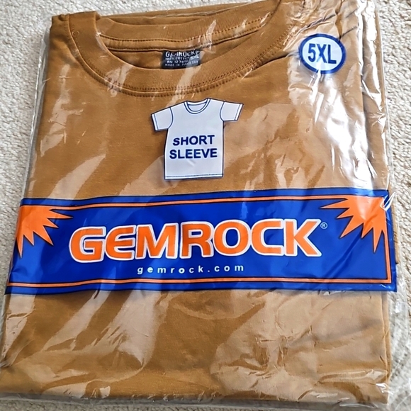 Gemrock Men's Solid Color T-Shirt - Timber - Picture 3 of 3